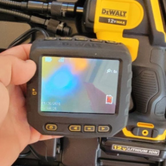 DeWALT Inspection Scope with Extra 9mm s LIKE NEW - Picture 6 of 7